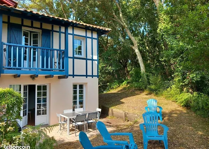 Maison Les Pieds Dans L'eau, Piscine Et à Pieds Casa vacanze *