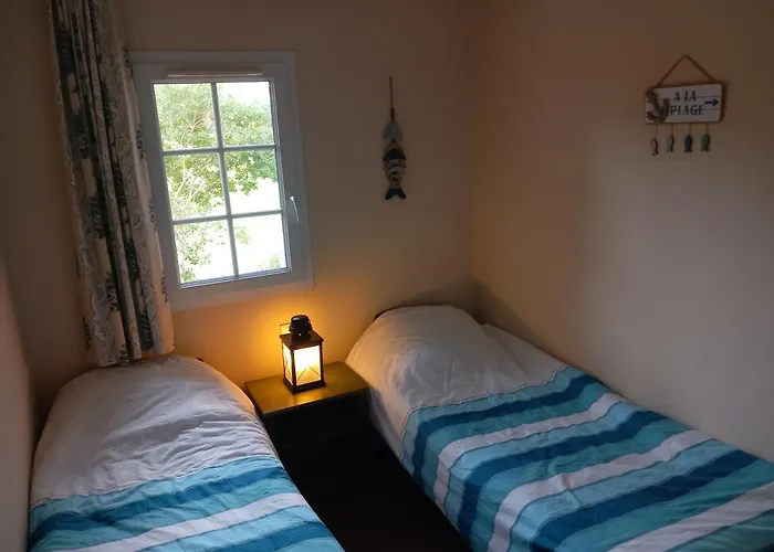 Maison Les Pieds Dans L'eau, Piscine Et à Pieds