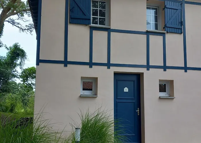 Casa vacanze Maison Les Pieds Dans L'eau, Piscine Et à Pieds Moliets-et-Maa