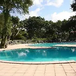 Maison Les Pieds Dans L'eau, Piscine Et A Pieds * Moliets-et-Maa